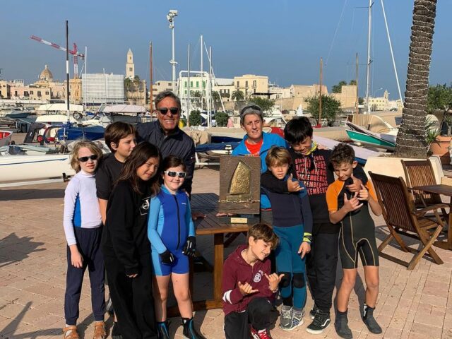 Nicola Fuzio vince il Trofeo Challenge al Meeting Giovanile Optimist